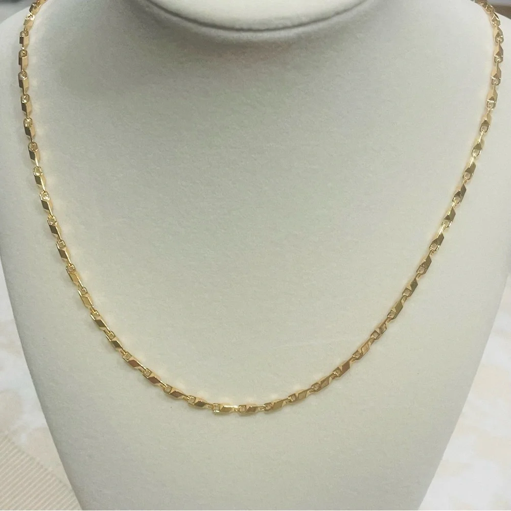 Vintage Gold Tone Flat Bar Link Chain Necklace with M-Hook Clasp For Women
